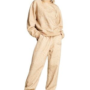 I Am Gia Taja Sweatpants